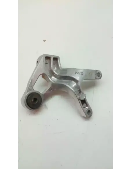 SOPORTE ESTRIBERA YZF 1000 TRASERO DERECHO