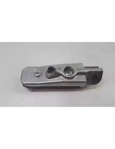 ESTRIBERA DELANTERA DERECHA TRACER 9 GT 21-22