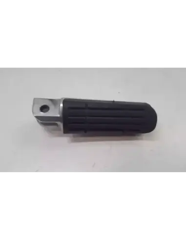 ESTRIBERA DELANTERA DERECHA TRACER 9 GT 21-22