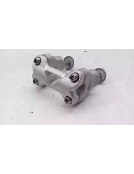MANILLAR SHIVER 750 08