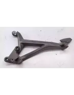 SOPORTE ESTRIBERA IZQUIERDA SHIVER 750 07-09