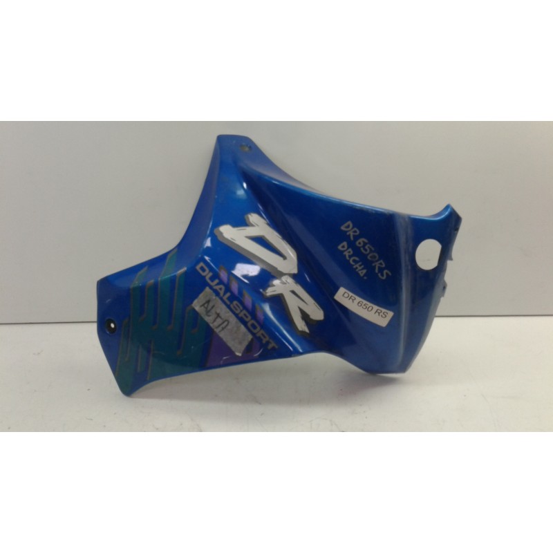 LATERAL DERECHO DR 650RS AZUL       	9440112D6012F