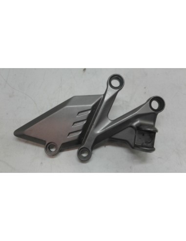 RIGHT FOOTREST SUPPORT Z125 19-21