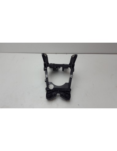 FRONT SUPPORT F 800R 15-19
