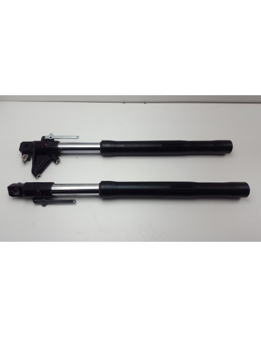 FRONT FORKS RS 125 22-23 2B008181 - 2B008182