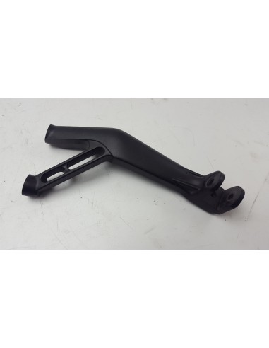 RIGHT REAR FOOTREST SUPPORT R7 21-24 2CR2742L01