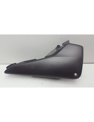 RIGHT COVER UNDER SEAT HORNET 900 02-05 83510MCZ640ZA