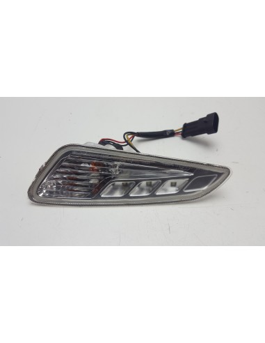 RIGHT FRONT INDICATOR SPRING 125 16-17 642651
