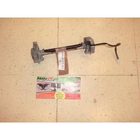 SEAT CLOSING ANCHOR MAJESTY 400 04-11