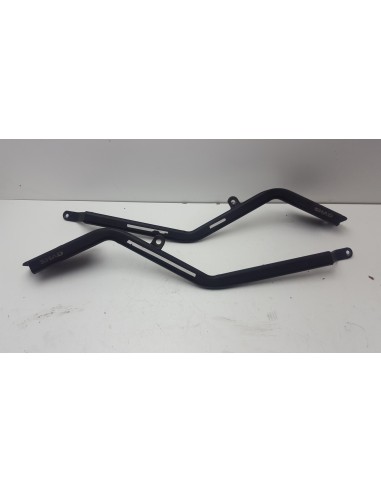 REAR SUPPORTS SUITCASE SHAD CBR 125 04-07 (NO SCREWS)