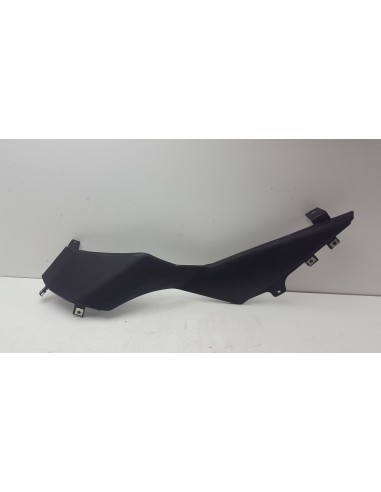 LEFT UNDER TANK COVER GPR 125 NUDE 2T 04-06