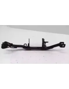 SOPORTE ESTRIBERAS DELANTERO Y PATA CABRA RAW 125