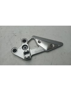 LEFT FRONT FOOTREST BRACKET FZ6 S2 07-10 5VX274431000