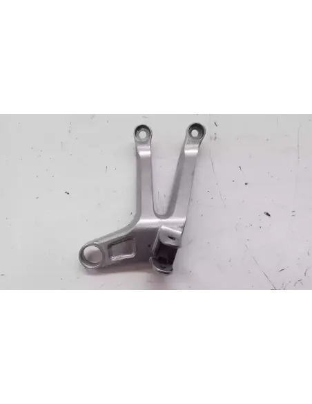 SOPORTE ESTRIBERA TRASERO DERECHO VTR 1000 SP1
