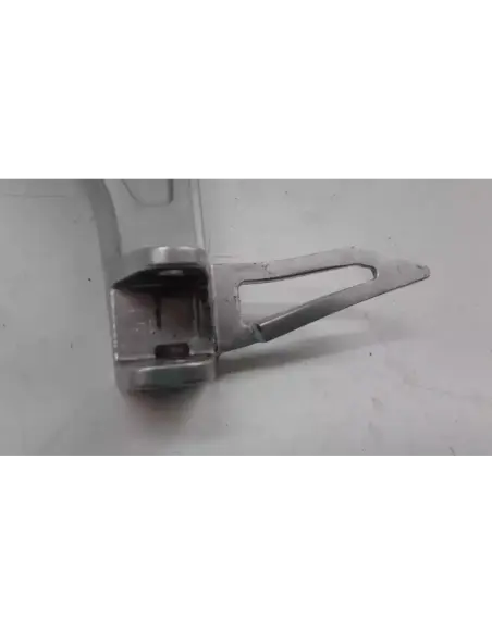 SOPORTE ESTRIBERA TRASERO IZQUIERDO CB 650R 19-