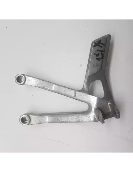SOPORTE ESTRIBERA TRASERO IZQUIERDO FUTURA 125