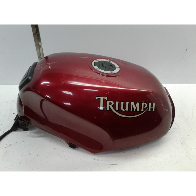 TRIDENT 900 94 RED PETROL TANK (SCRATCHED)