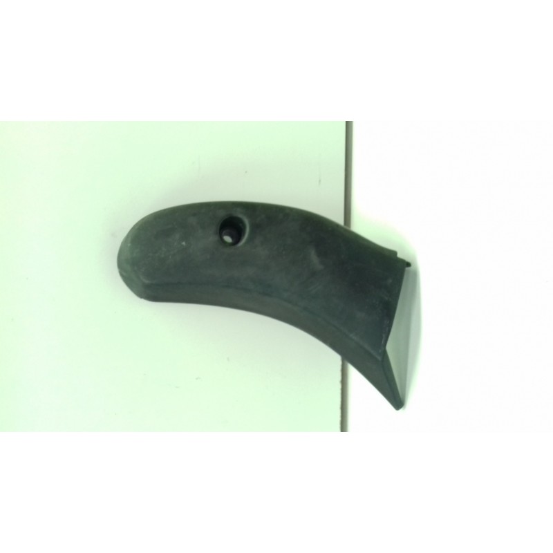 OREJETA FRONTAL IZQ CBR 600 91-94 NUEVA